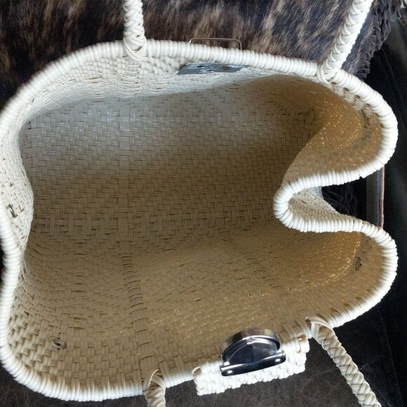 Artisan Crafted  Mexican Woven Recycle Plastic XL Tote - Picture 8 of 16